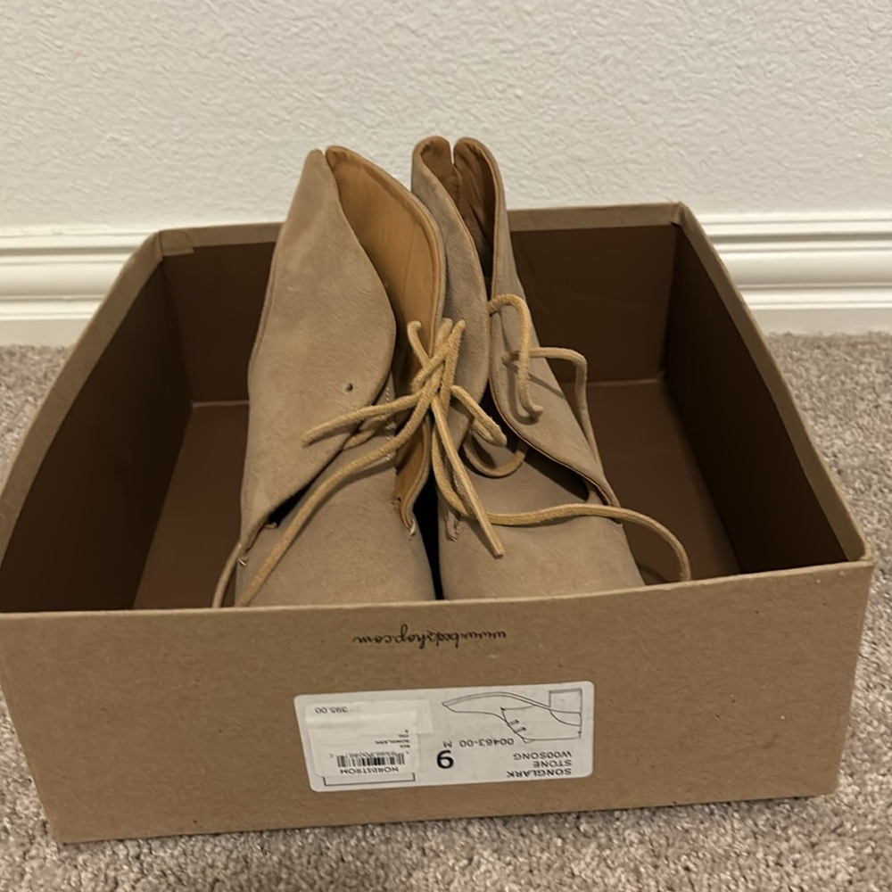 Beek Songlark Ankle Boots Stone Taupe Suede Lace Up Stacked Block Heel - Picture 10 of 13